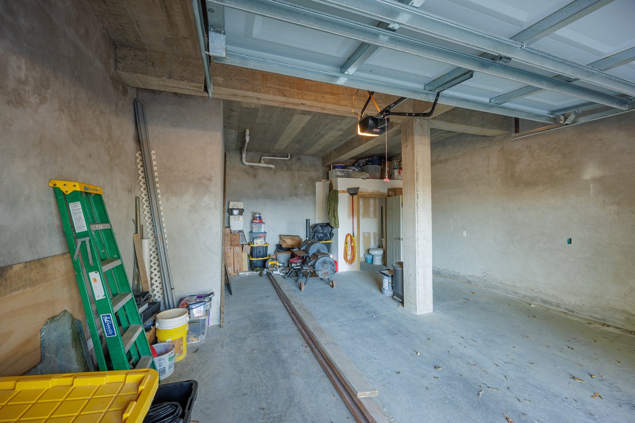 Lawson Rock at Its Finest Lot 30