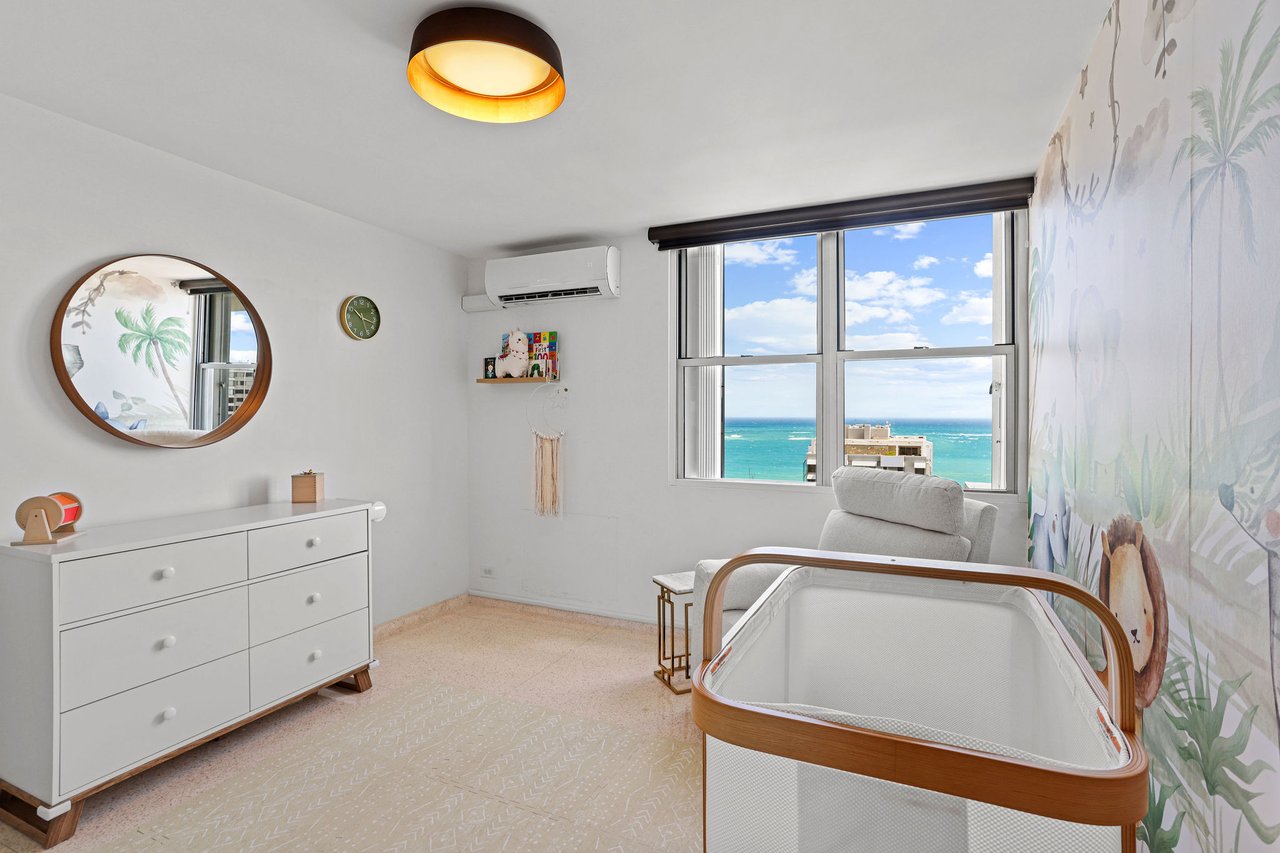 Cond. PRILA #17C, 70 Kings Court, Condado