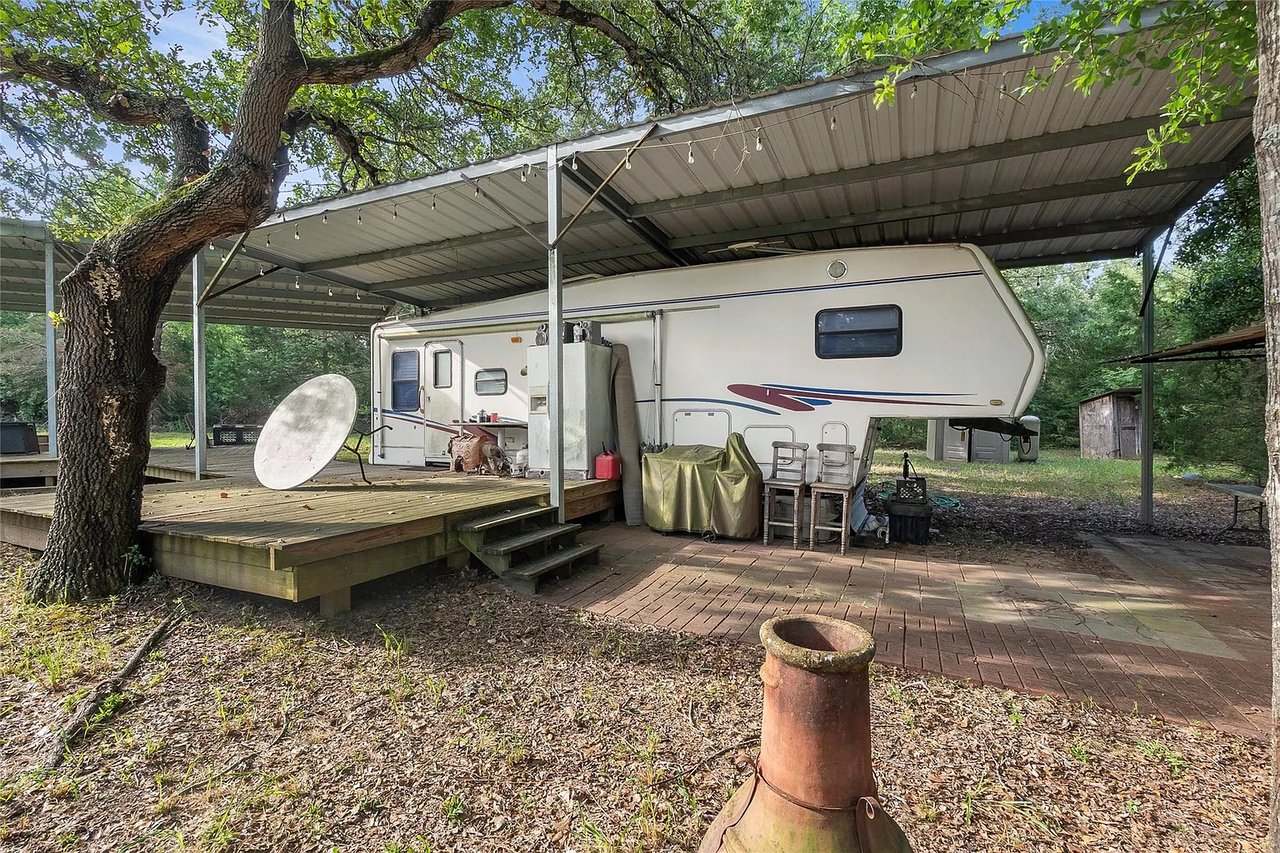 469 County Road 272