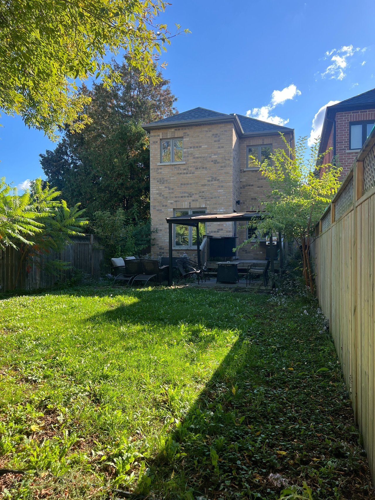 282B Aylesworth Avenue