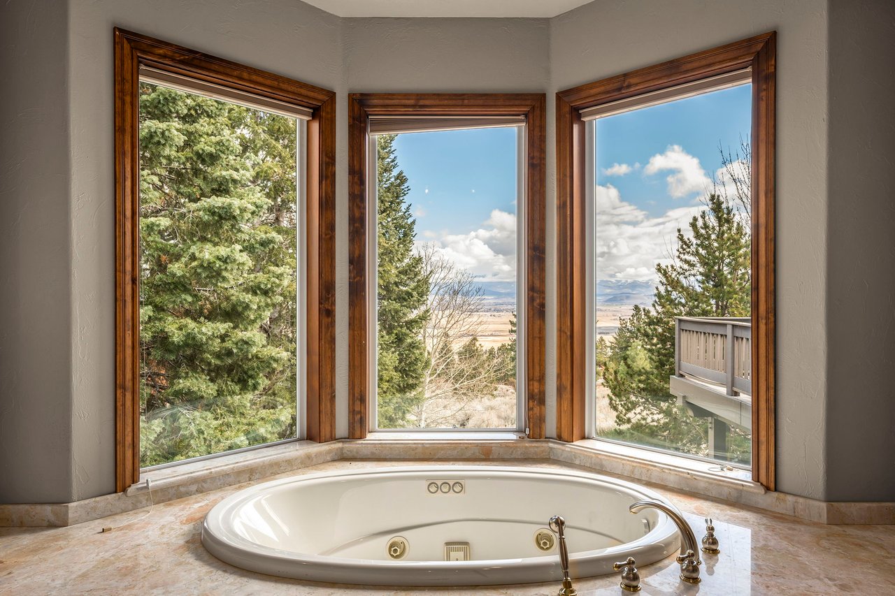 220 Sheridan Creek Court