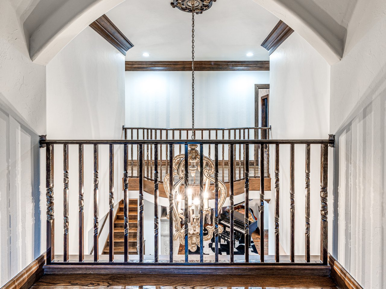 The Agency Oklahoma Listing of the Week in Stonemill - 11649 Mill Hollow Court in OKC - Wyatt Poindexter - The Agency 