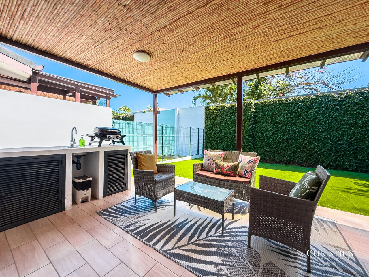 Ciudad del Mar Modern Home - South Jaco Beach 
