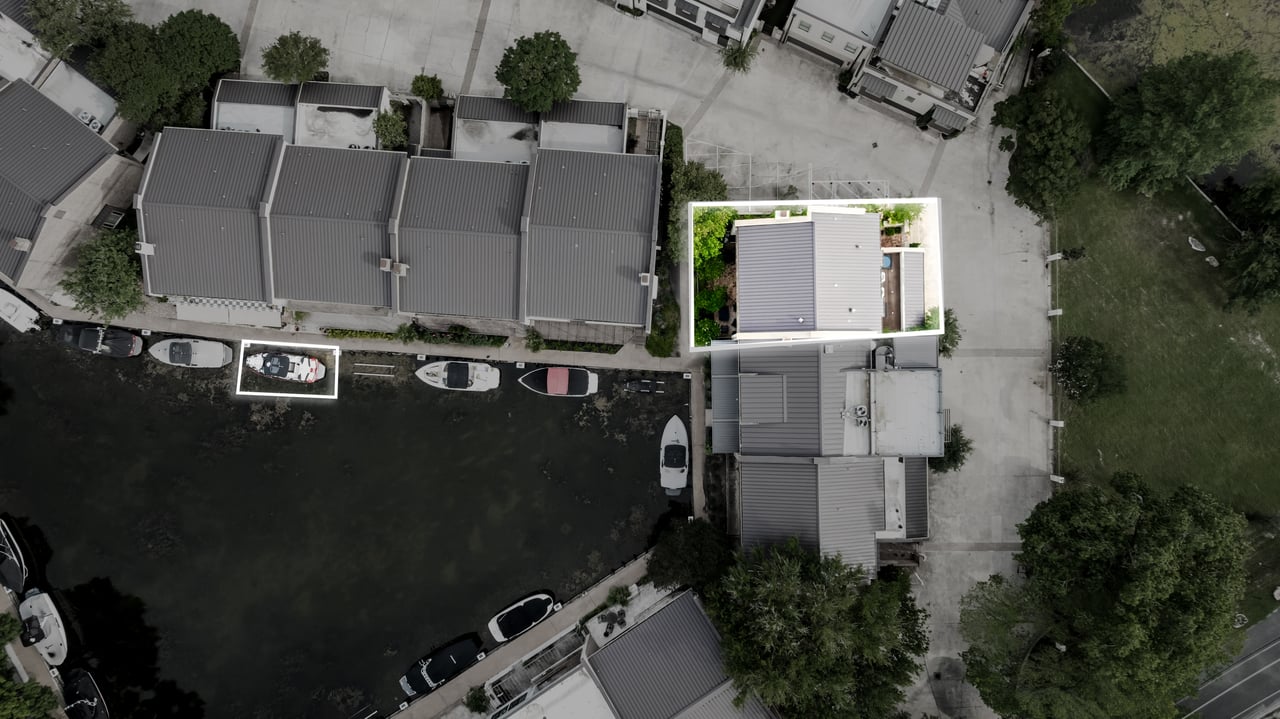 2433 Westlake Drive
