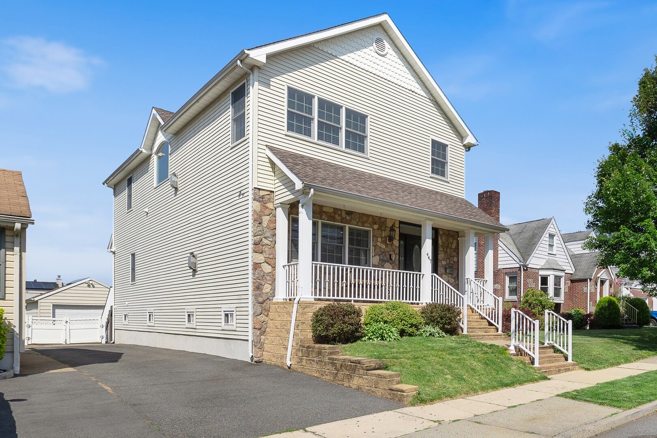 447 Forest Ave