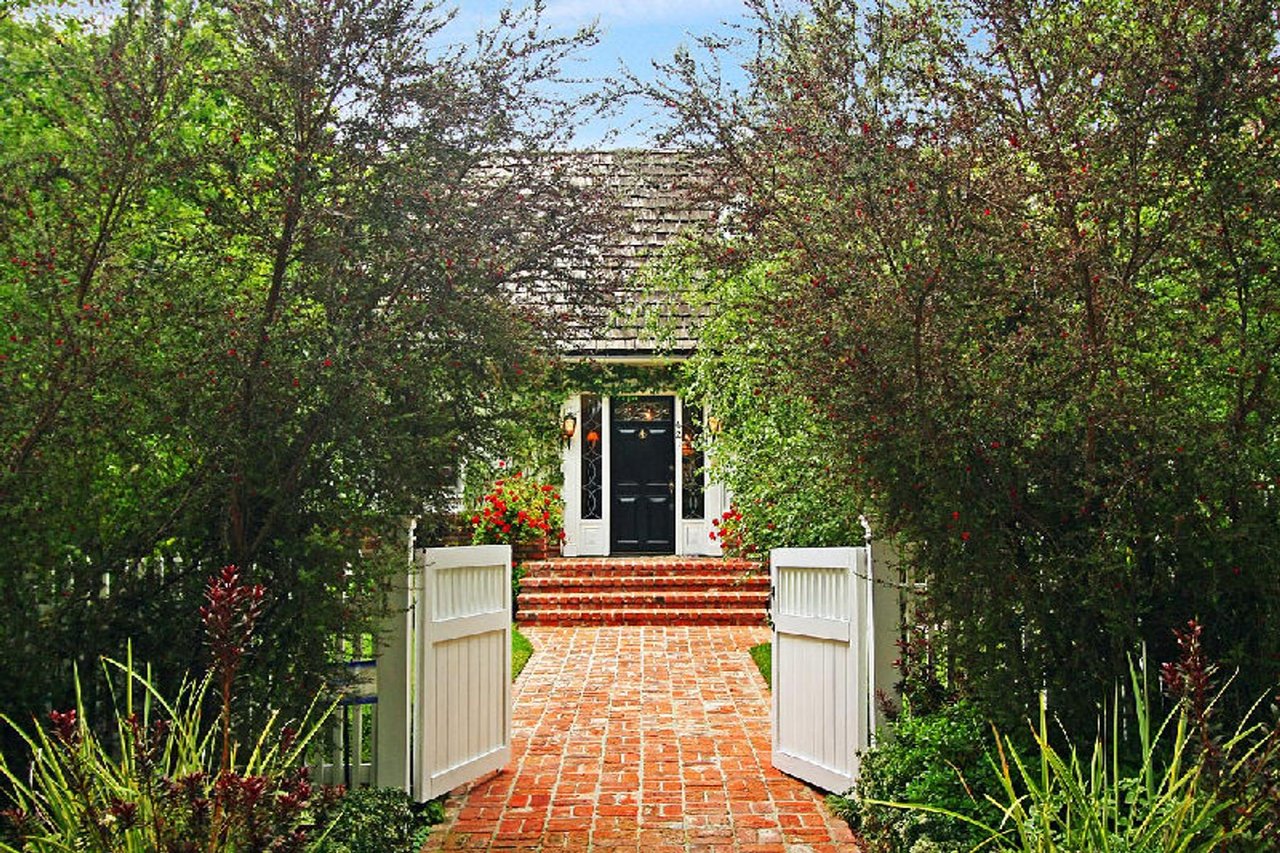 621 N Alpine Dr