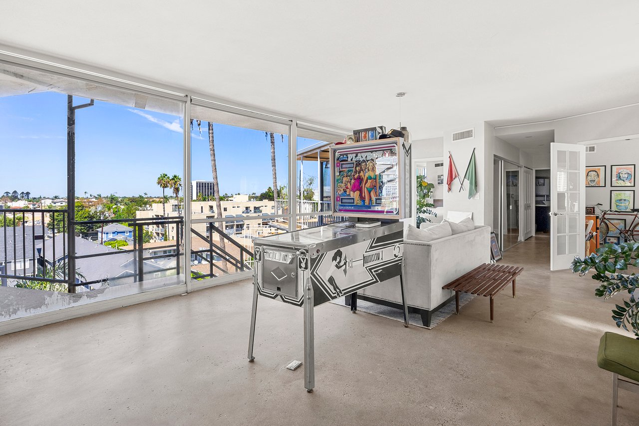 MIDCENTURY MODERN PENTHOUSE WEST for Sale in Santa Ana