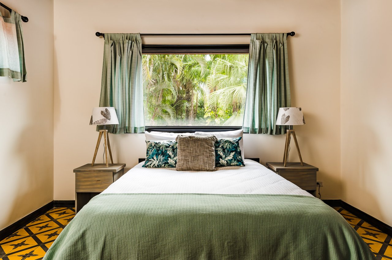 Villa Cerca del Mar 5 | Beach House in Highly Coveted and Intimate Development in Tamarindo/Langosta