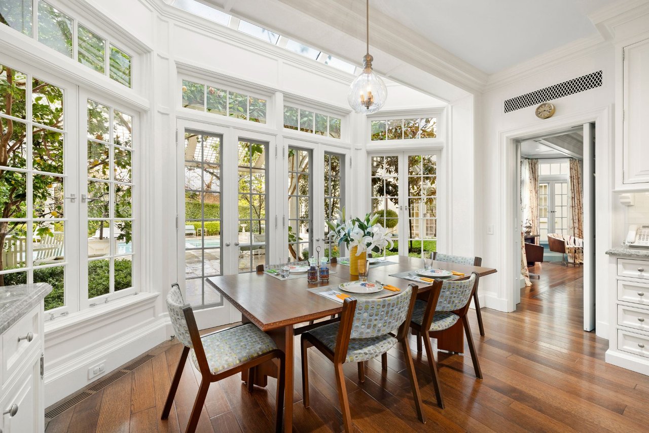 10301 Strathmore Dr, Holmby Hills