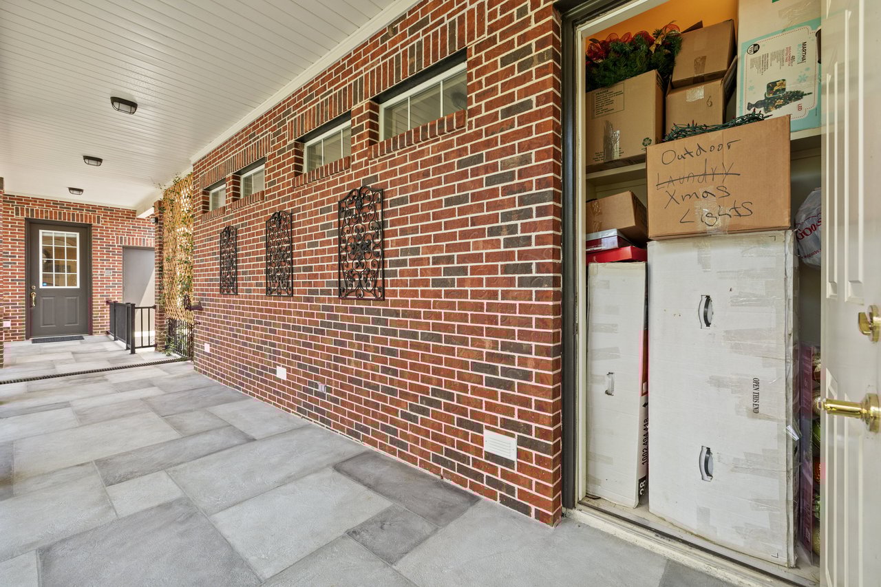 118 Lido St.