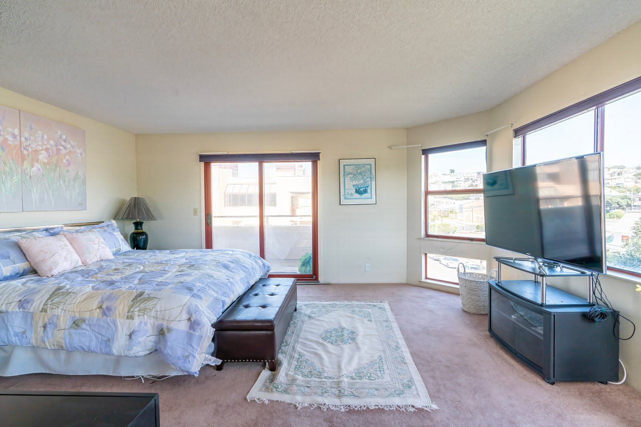 855 La Playa Street, #457