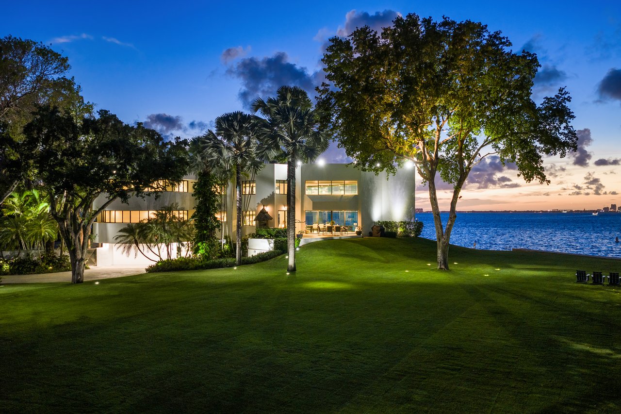 One of America’s Most Iconic Waterfront Estates