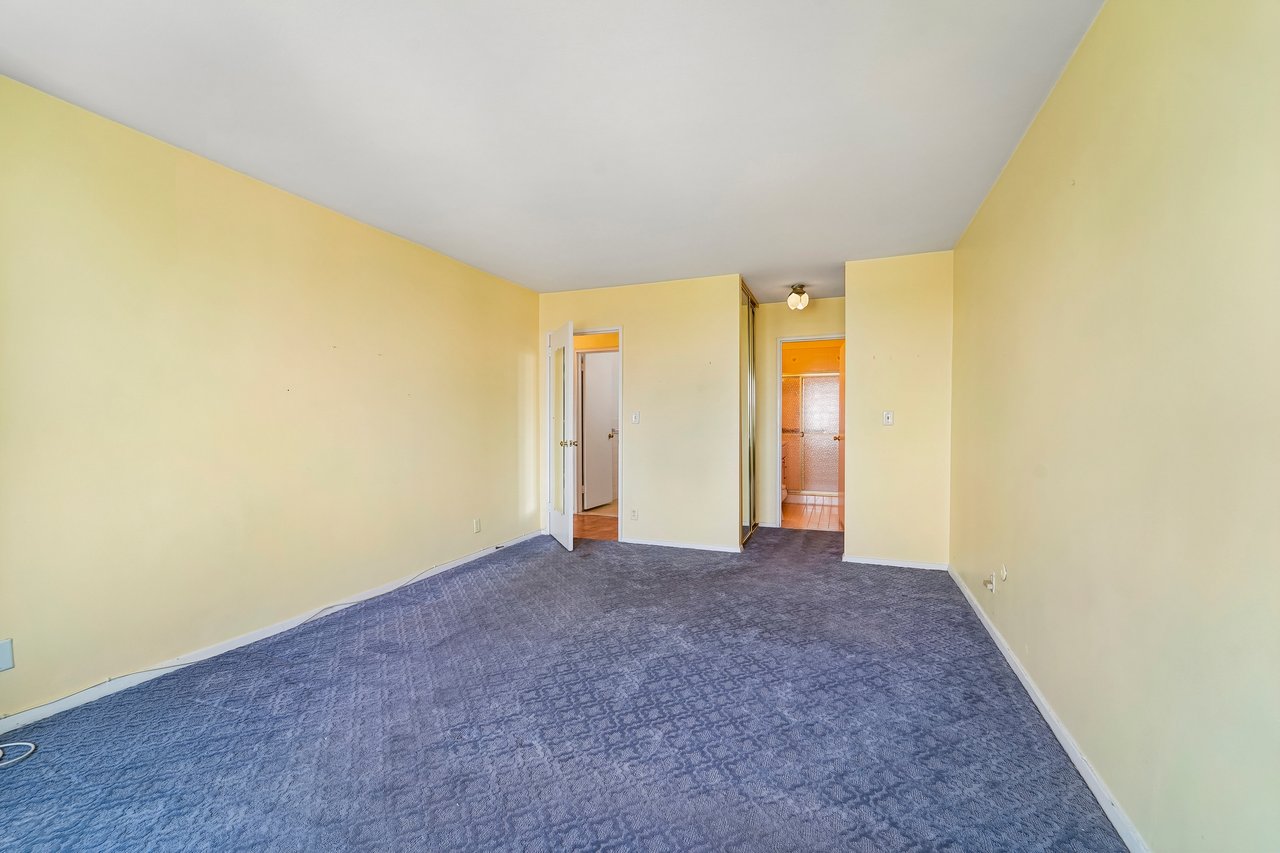 2000 Linwood Avenue 11A