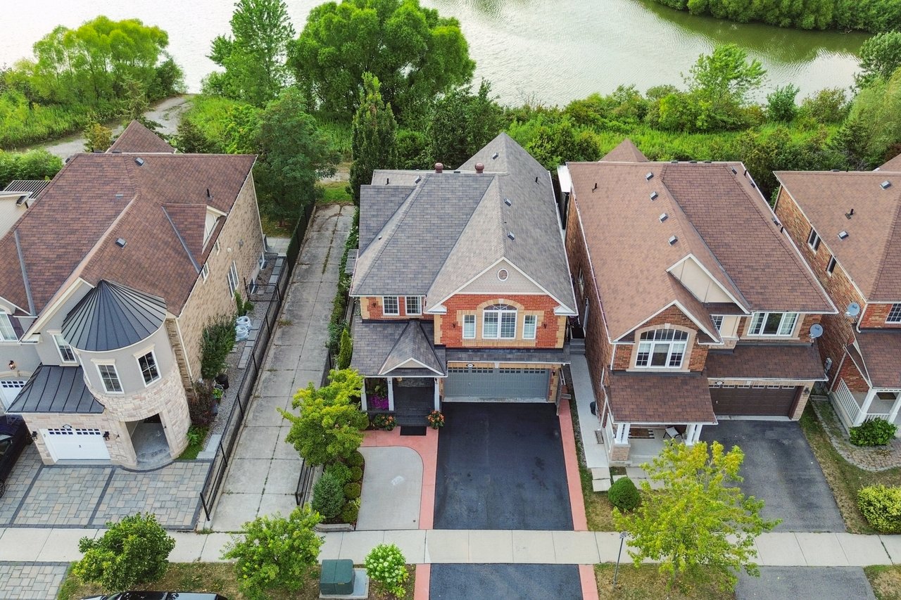 Family Living Backing onto Nature’s Beauty