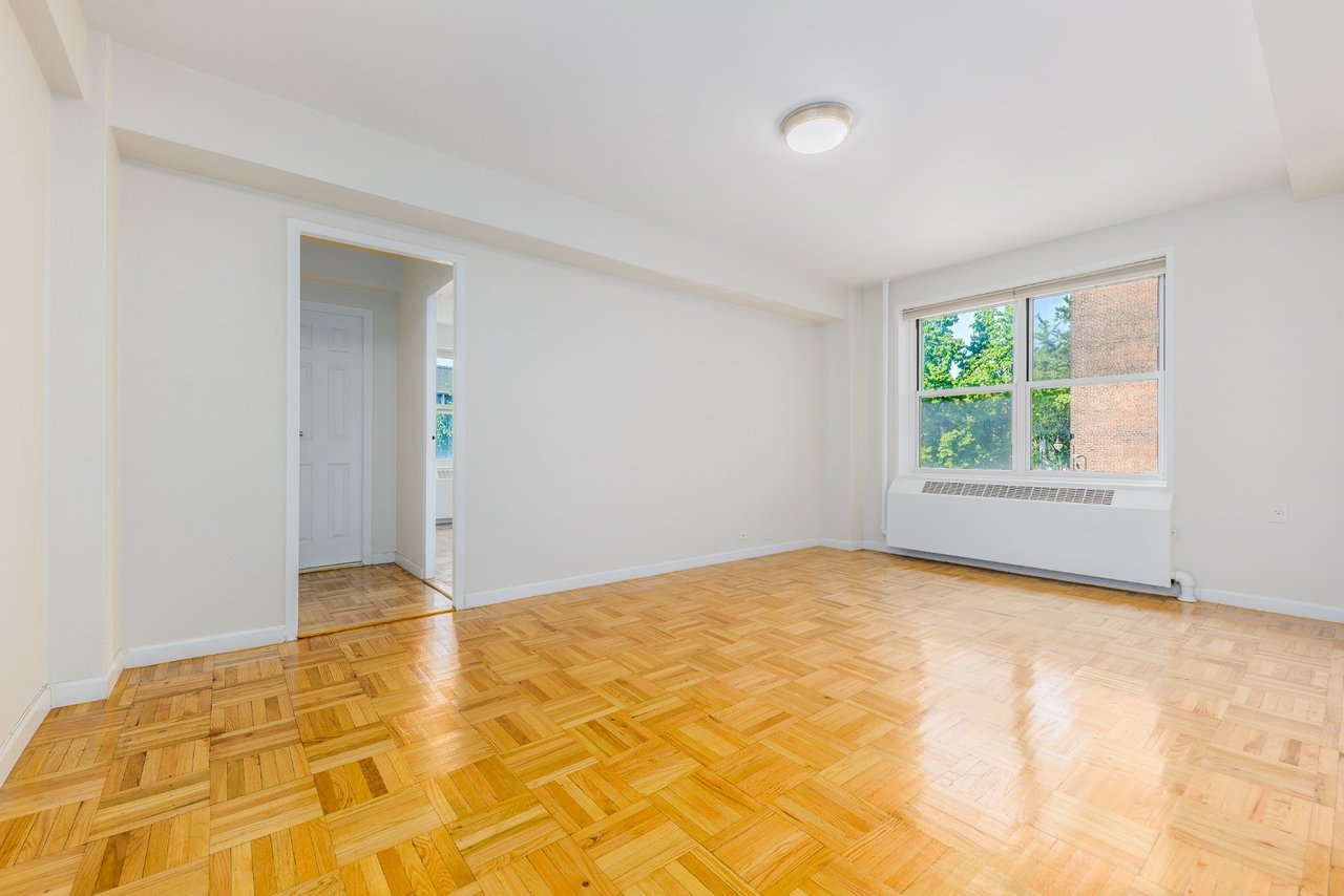 2235 5th Avenue Unit: MH