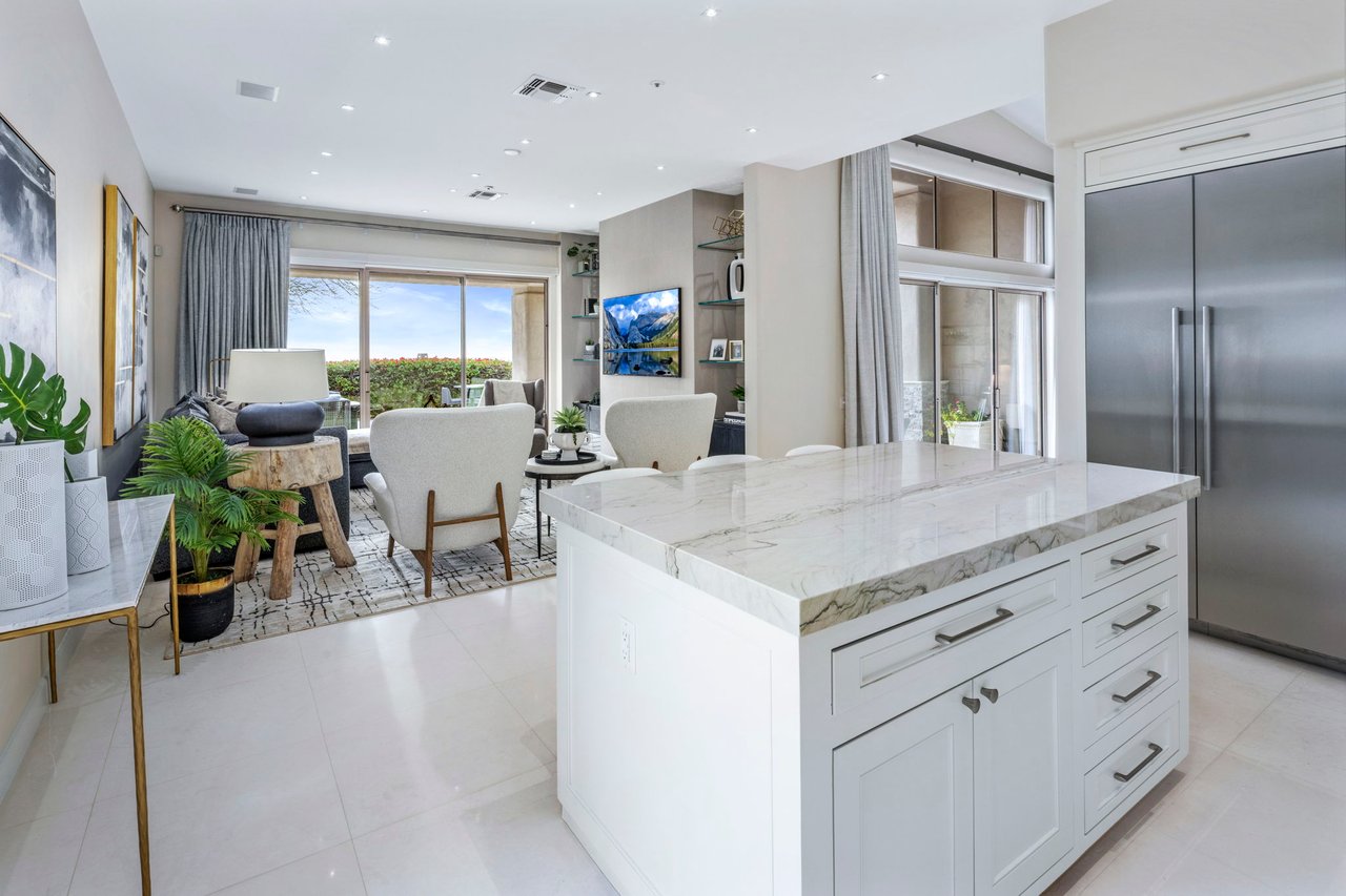 11129 E JUAN TABO Road