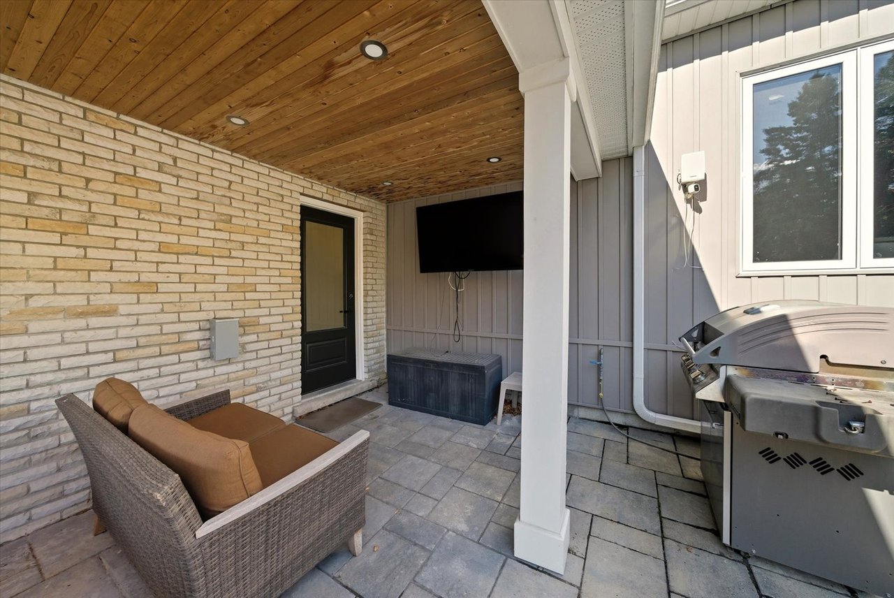 11 Avondale Cres 