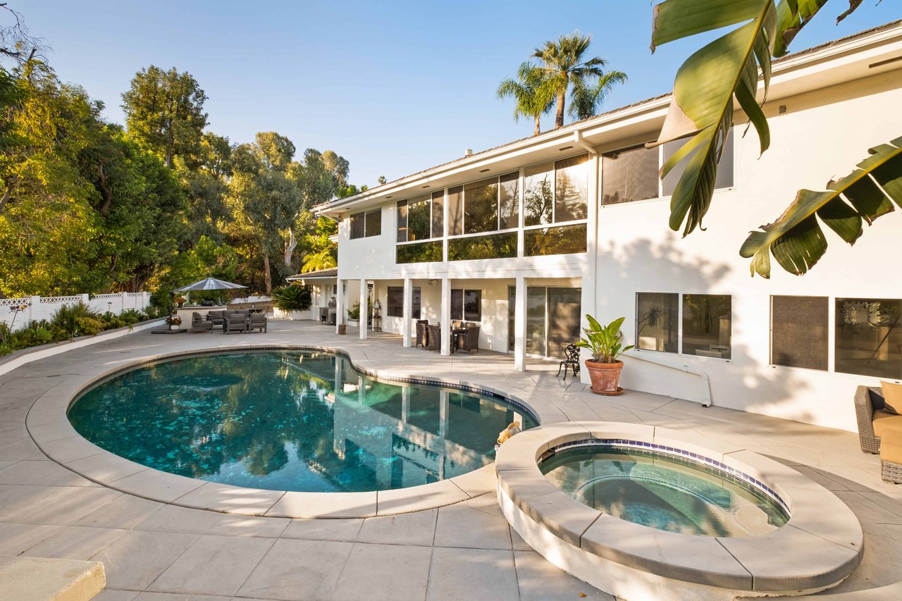 OFF MARKET : ENCINO, CA