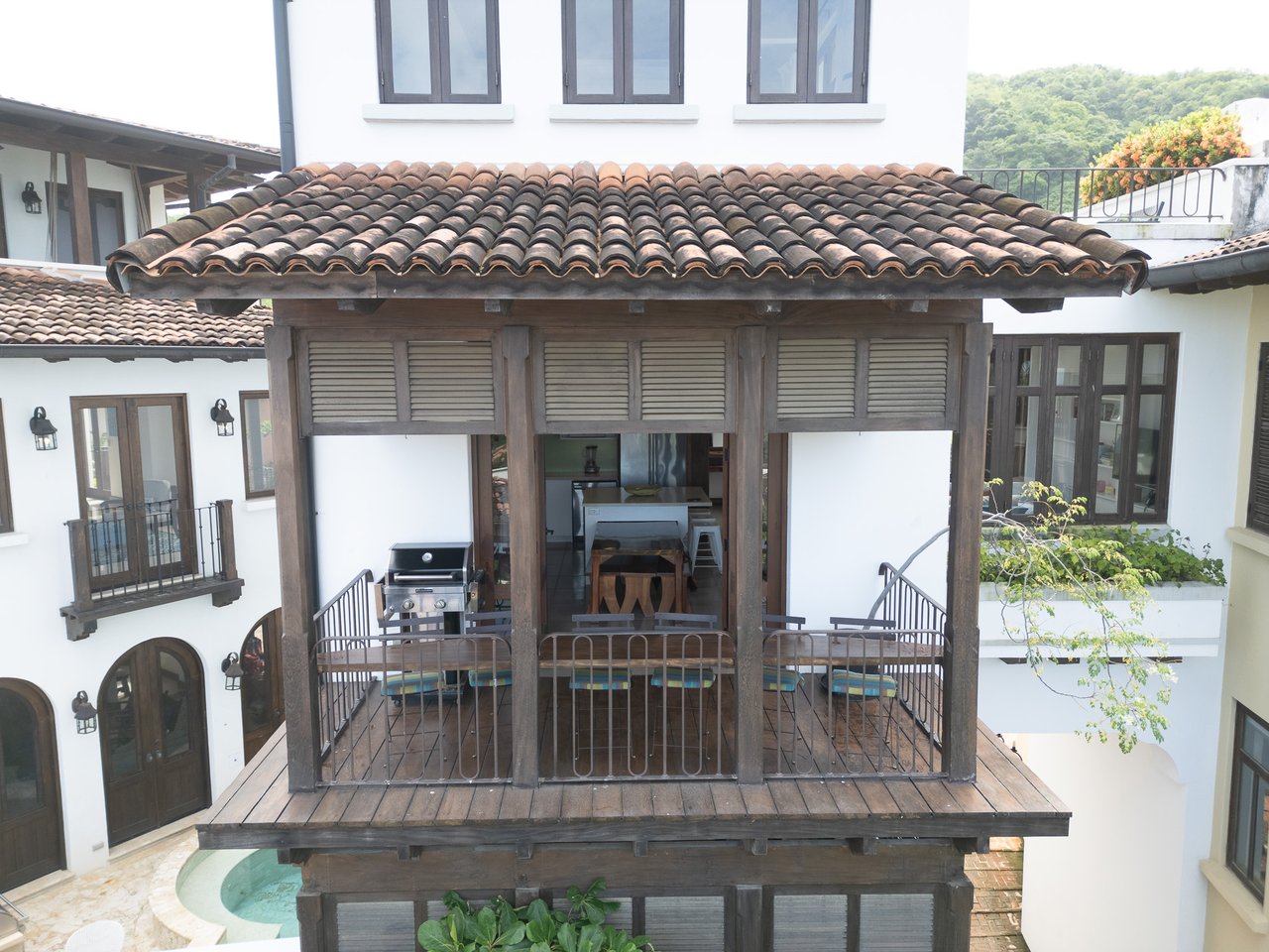 9 Calle La Ronda | A Contemporary Oceanview Modern Luxury near the Beach!