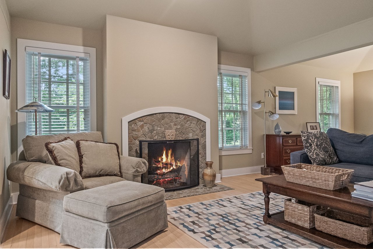 5425 Brookdale Rd, Bloomfield Hills, MI 48304