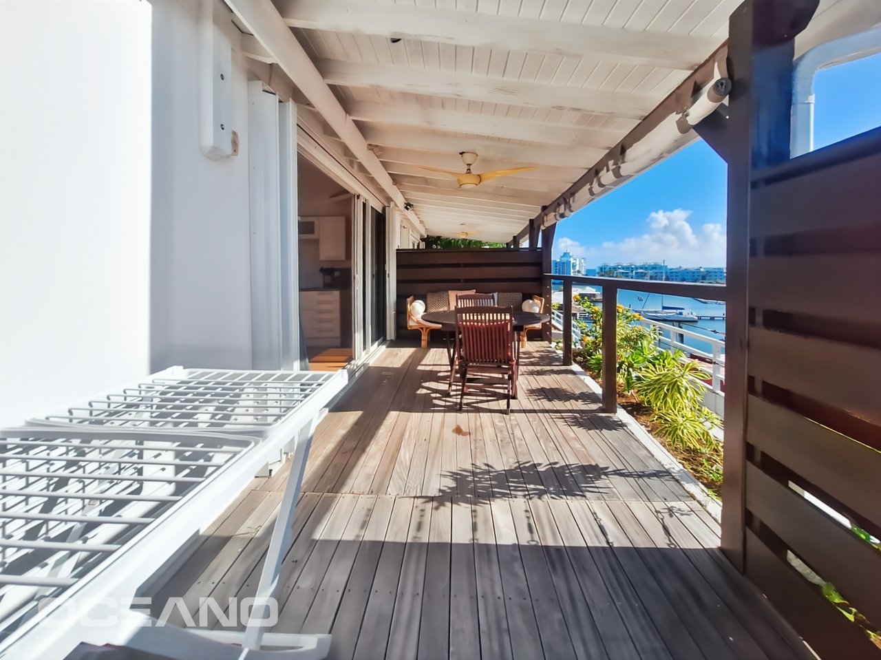 Sea-View Studio in Oyster Pond – Ideal for Investors