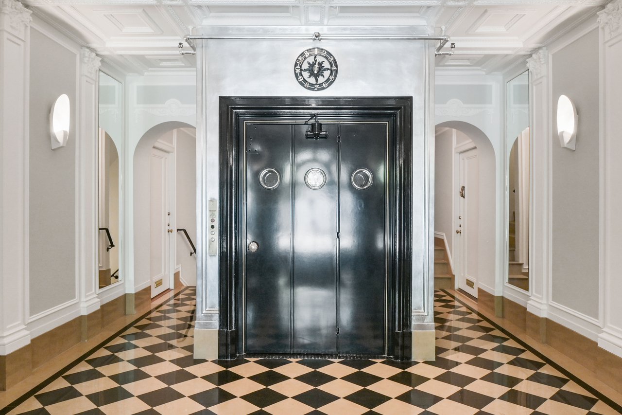 Magnificent Apartment at The Heights