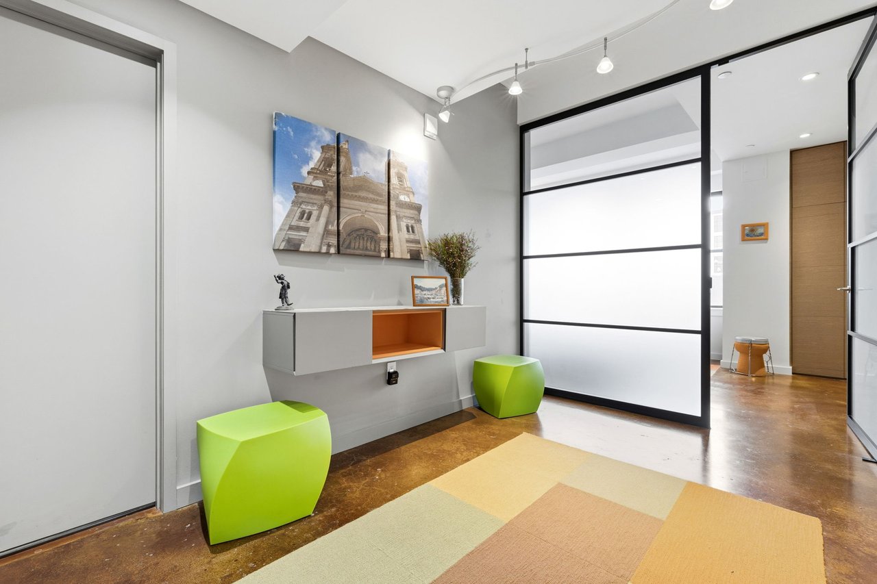 Sowa Full Service Condo