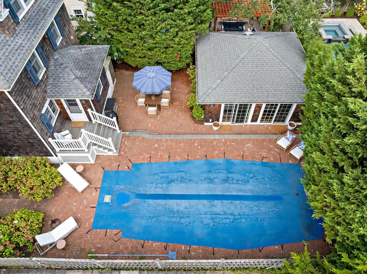 215 Ocean Ave