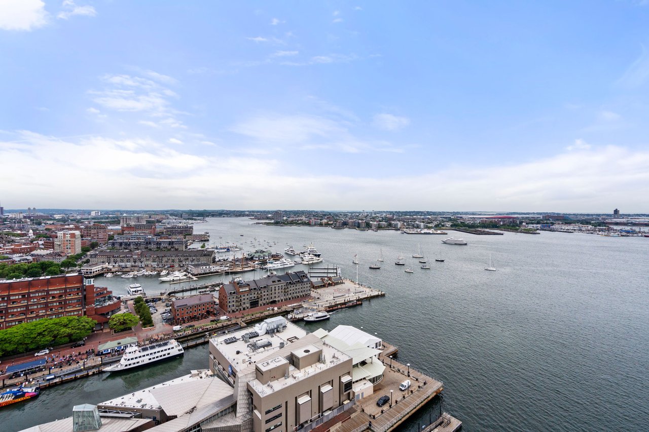 Highly Renovated Harbor Towers Residence