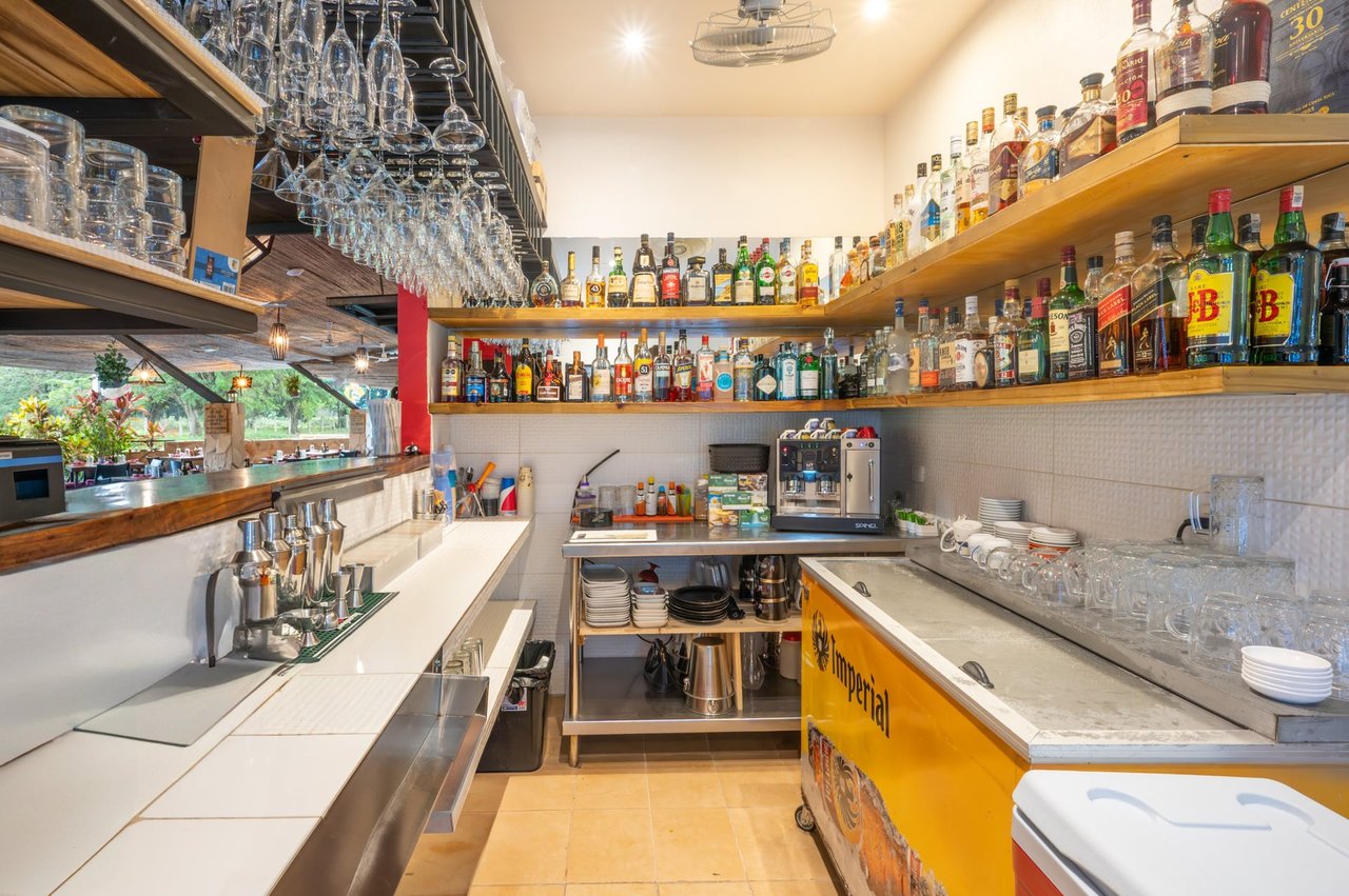 LA FORKETTA - ICONIC RESTAURANT FOR SALE 