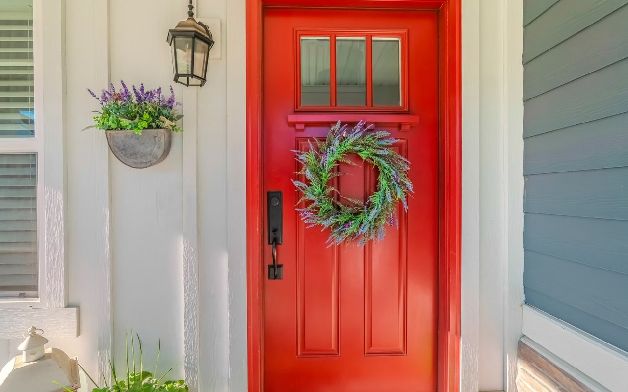 Your Home’s Curb Appeal Checklist For Small Changes That Make A Big Difference