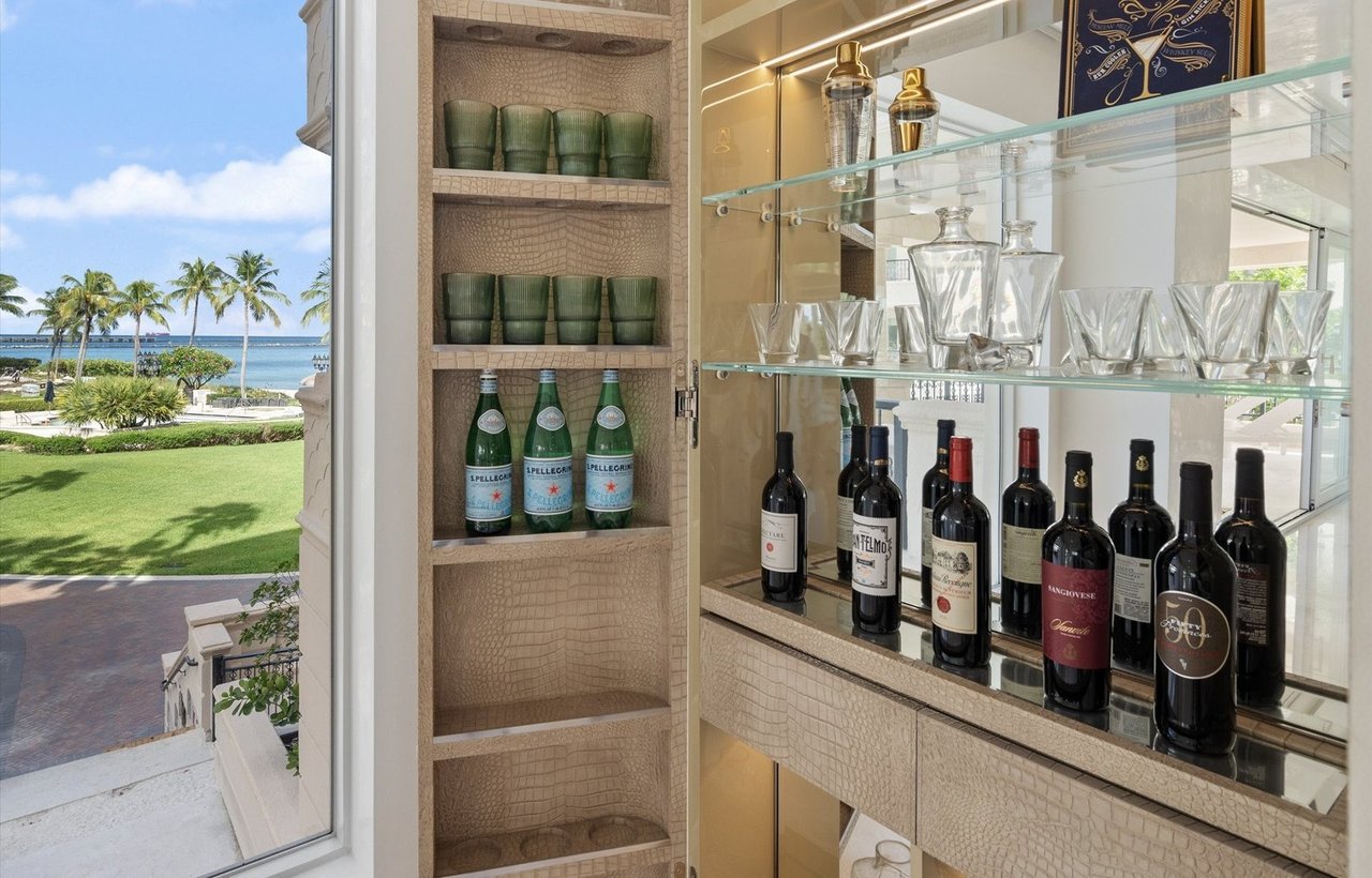 7921 Fisher Island