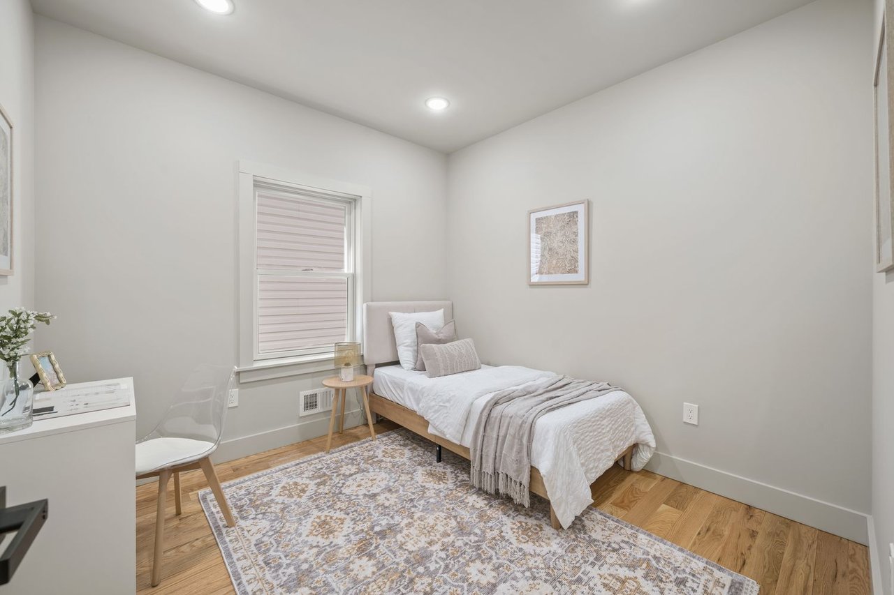 279 Pearsall Ave, Unit 1