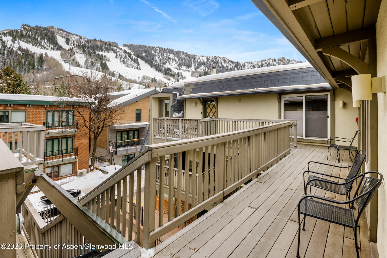 731 E Durant Ave, #17