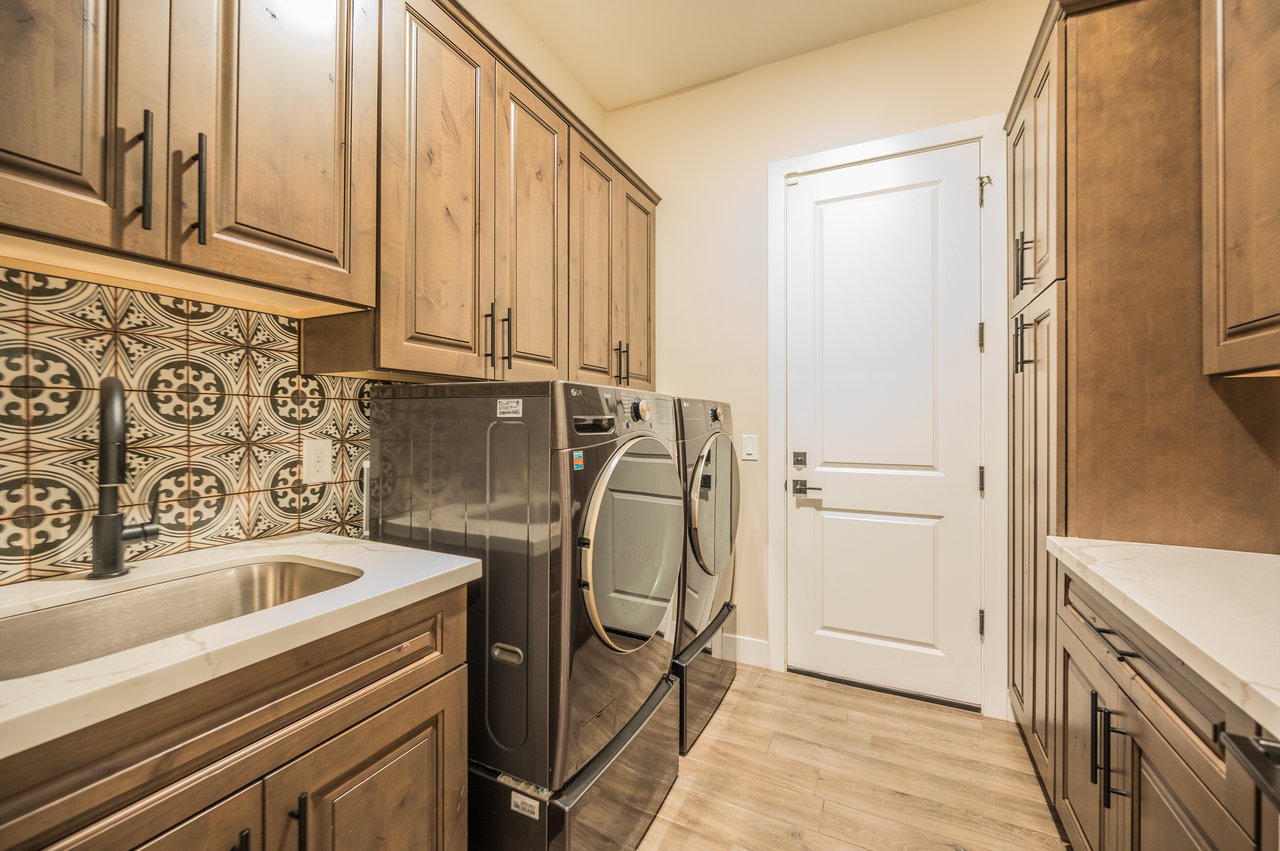 35584 N ROLLING CREEK Drive