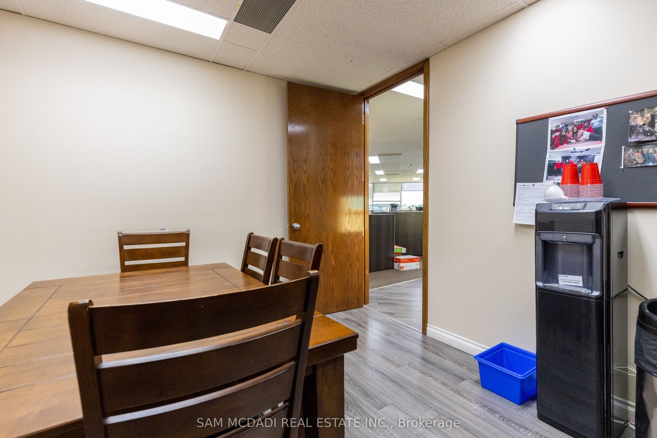 2800 Skymark Ave, #309