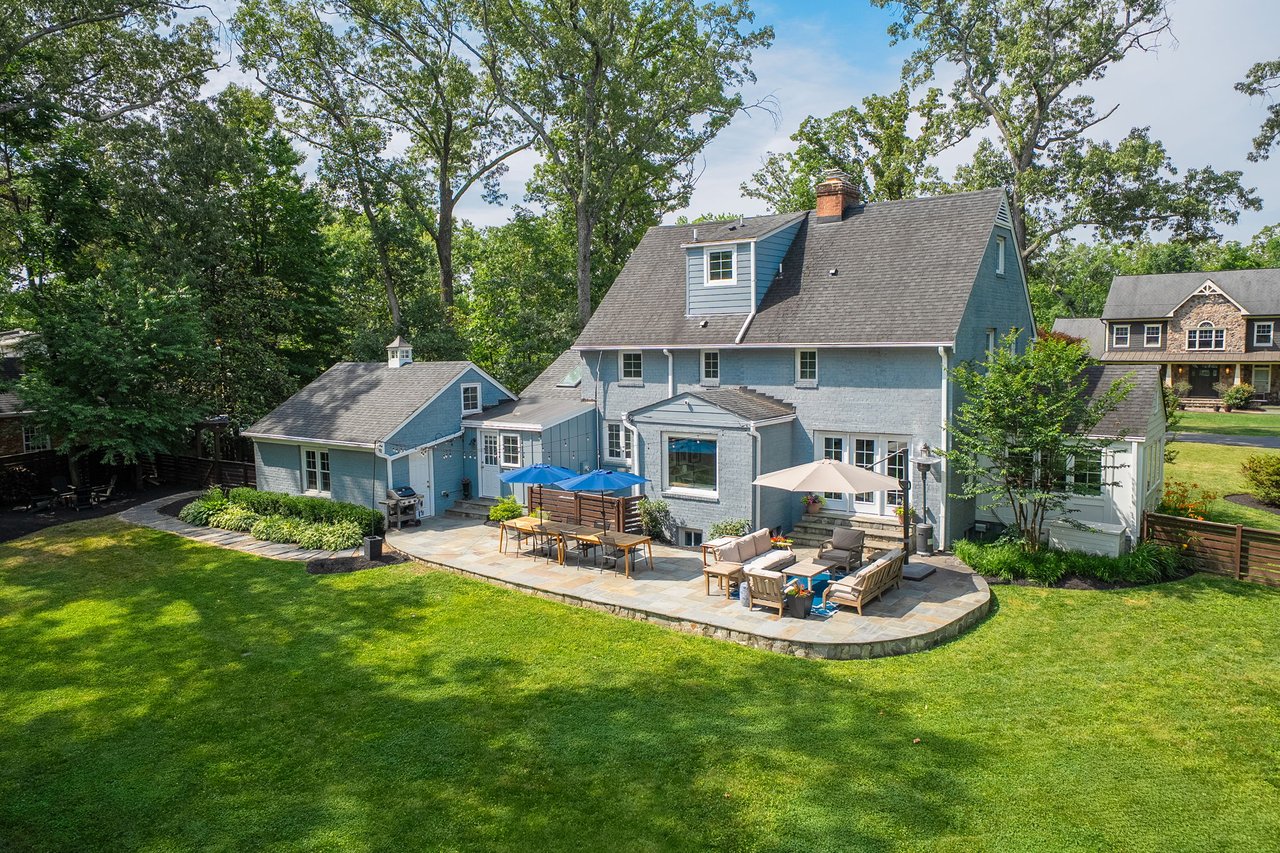 1138 Cameron Rd