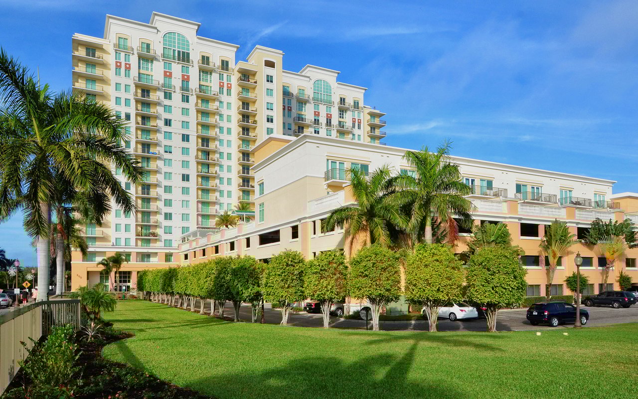 800 N. Tamiami Trail #312