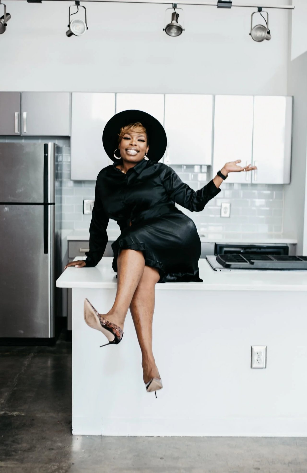 Yahtava Morrison Atlanta, GA Real Estate Agent Headshot