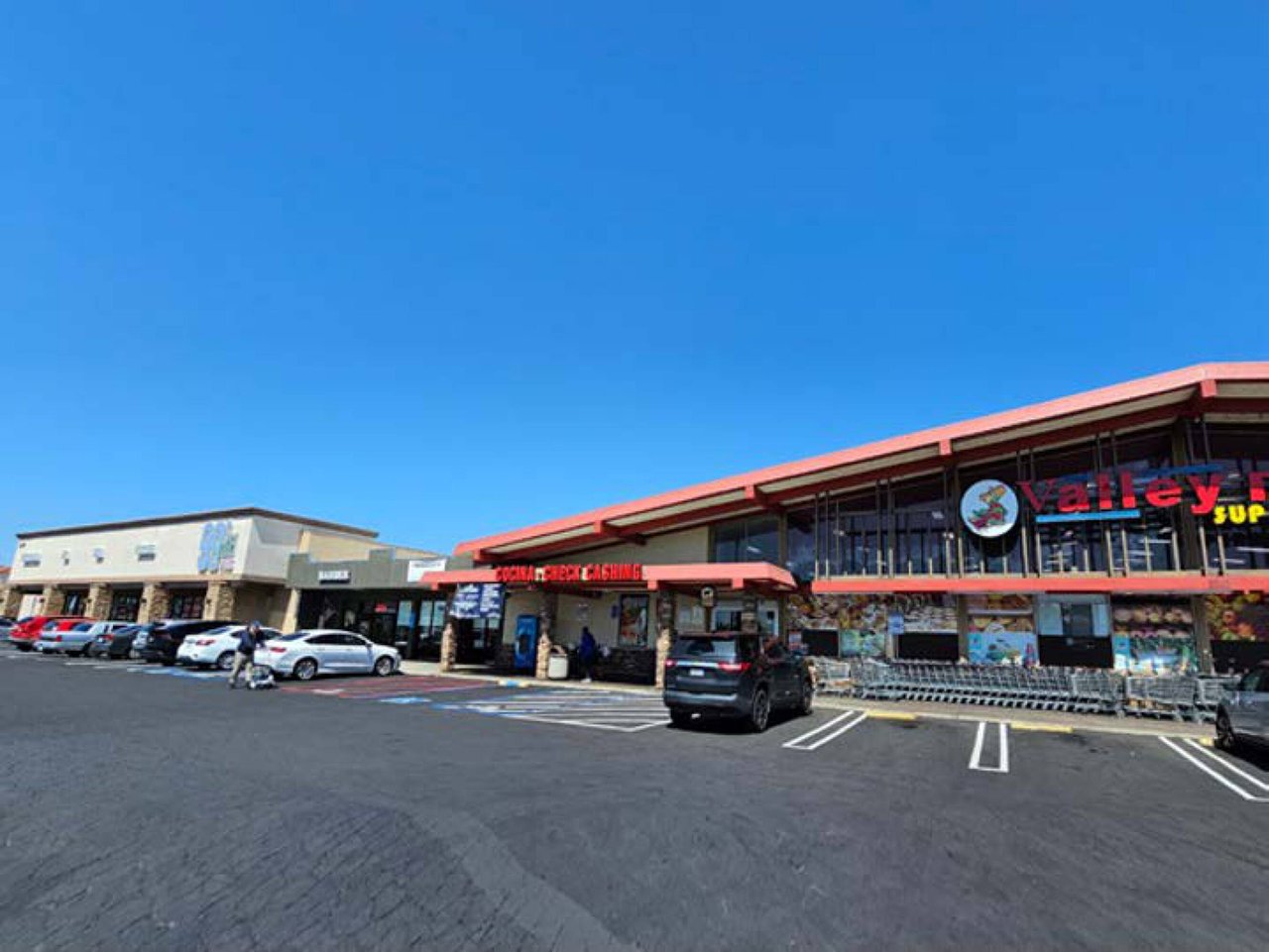 2010 East Valley Parkway