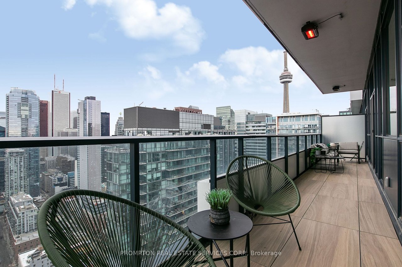 LUXURY PENTHOUSE ON WIDMER