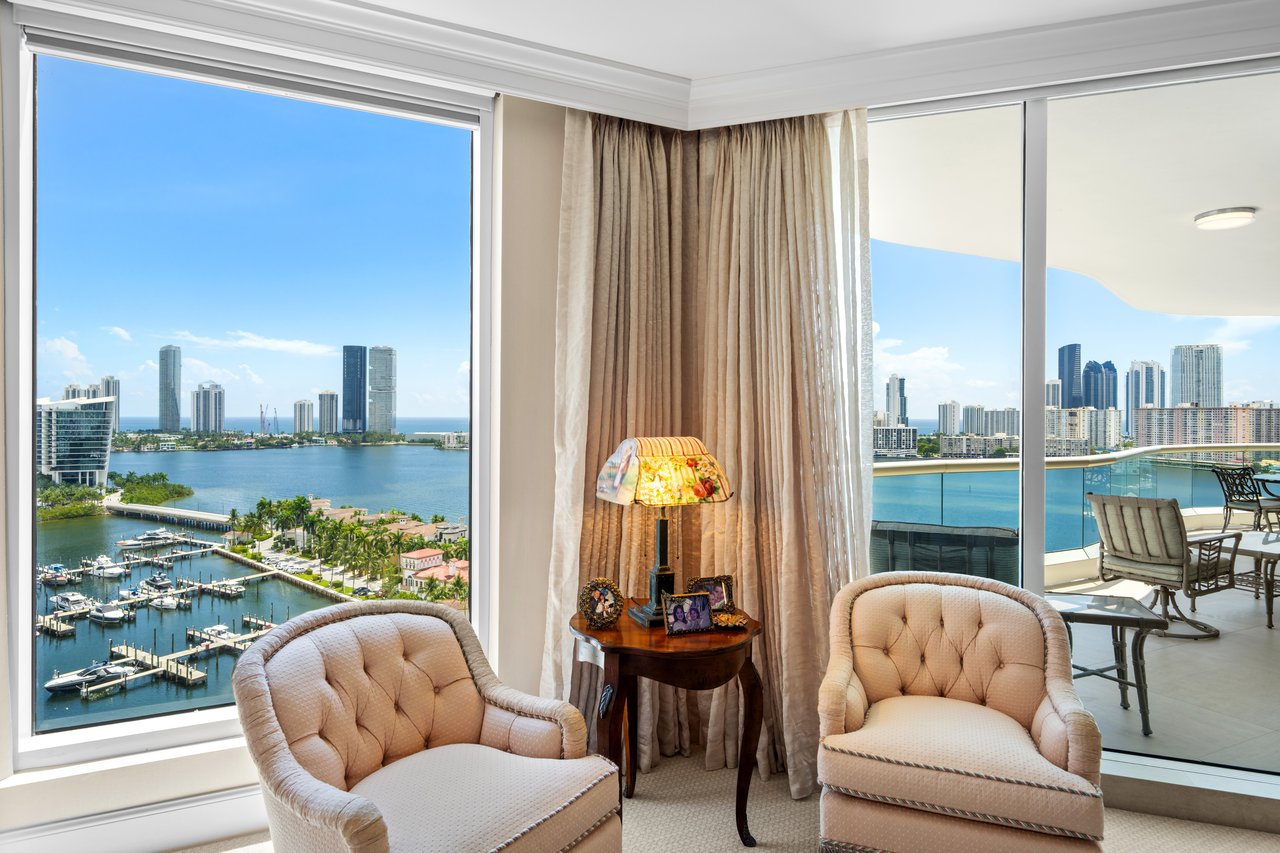 6000 Island Blvd # 1803