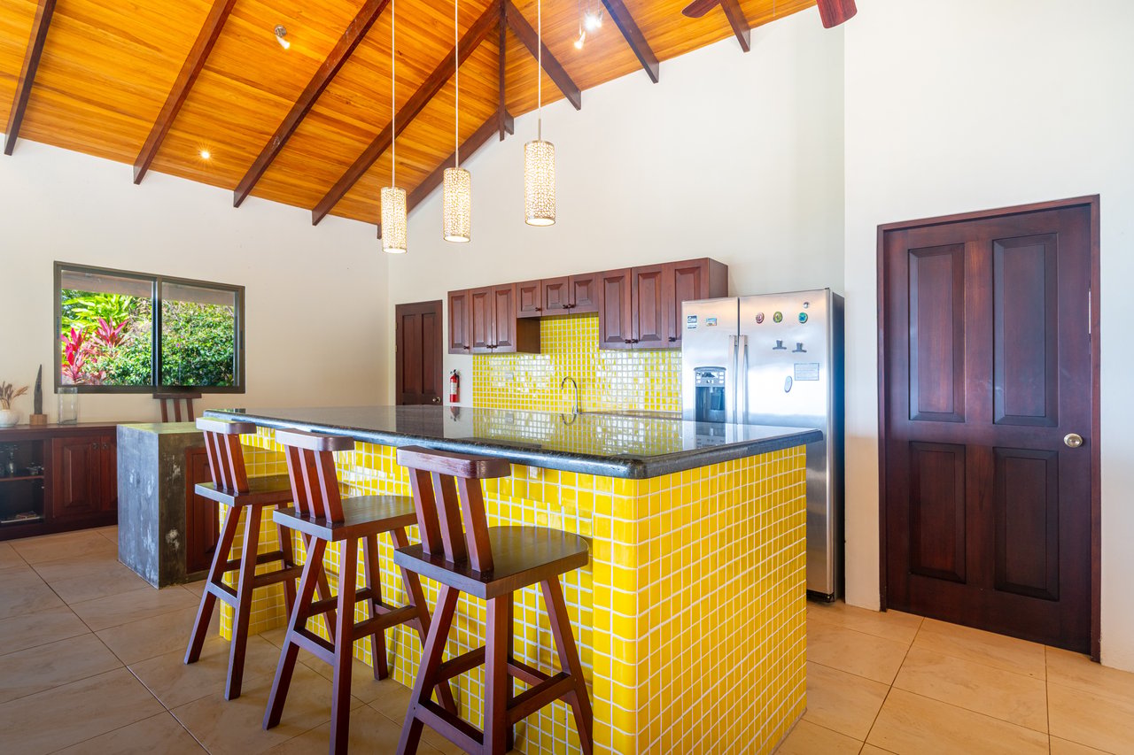 3 Bedroom home in Cinco Ventanas with Incredible Ocean View!