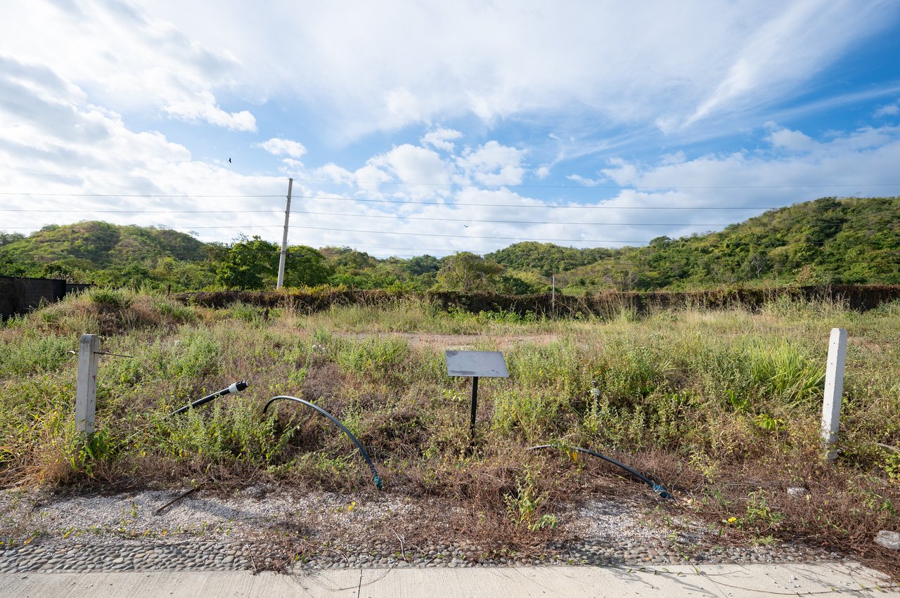 El Prado Lot #18 | Near the Coast Home Construction Site For Sale in Las Catalinas