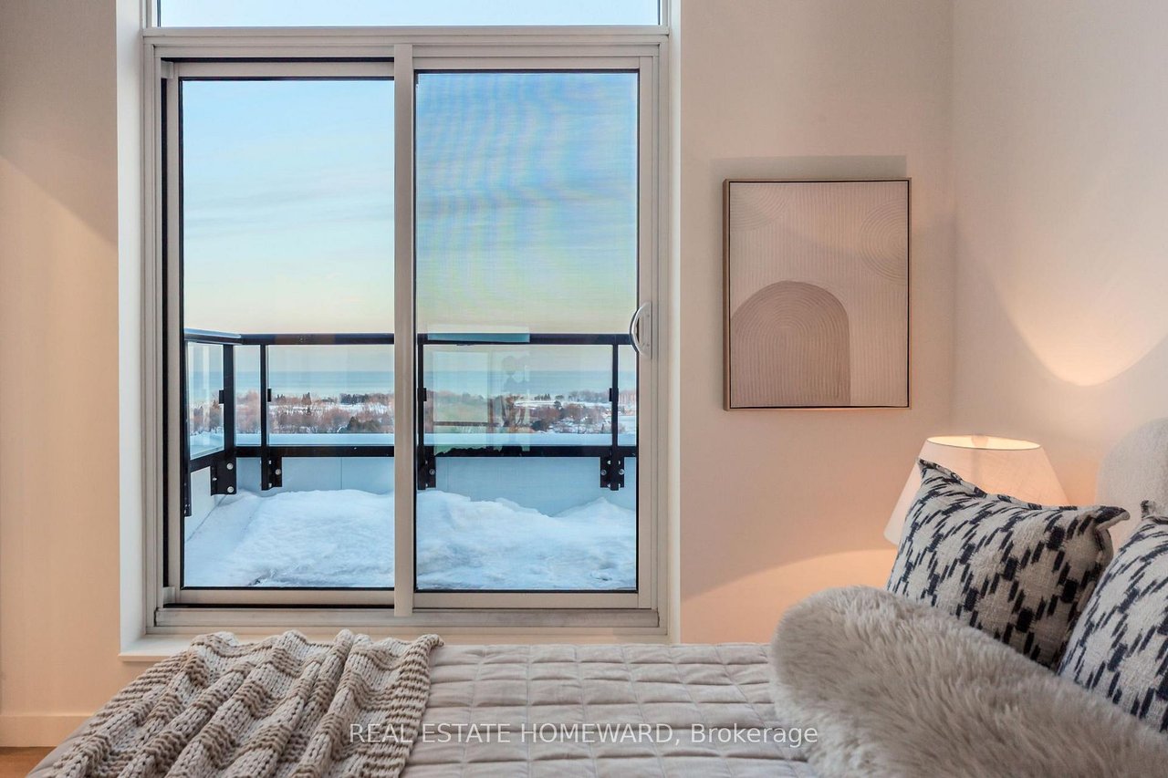 PENTHOUSE BY THE BEACHES 