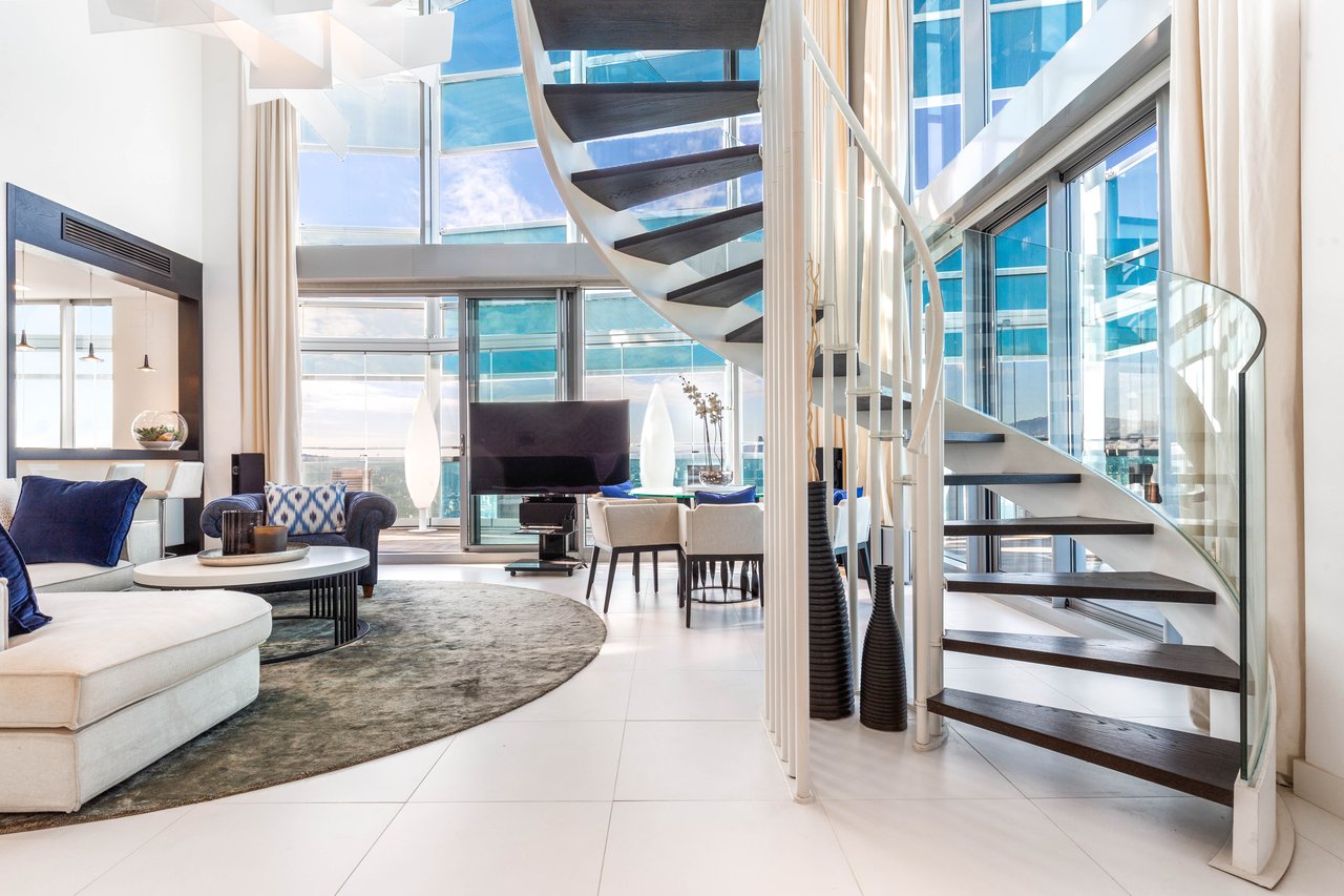 Luxury penthouse in Diagonal Mar, with views and pool 