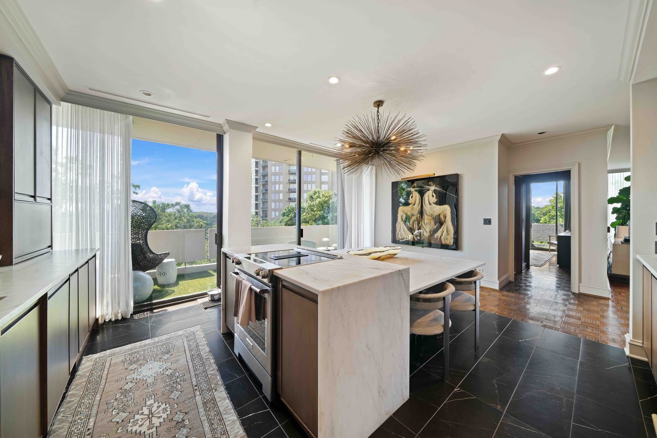2575 Peachtree Road NE Unit 12D