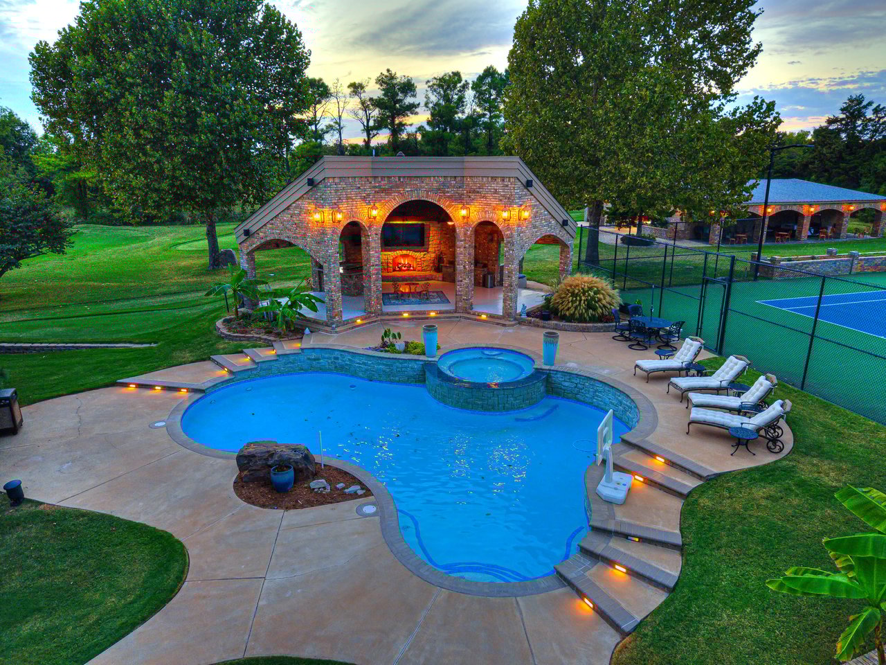 Private 18-Hole Golf Course Estate with Pickleball Court – A Once-in-a-Lifetime Opportunity in Edmond, Oklahoma - Wyatt Poindexter - The Agency OKC 