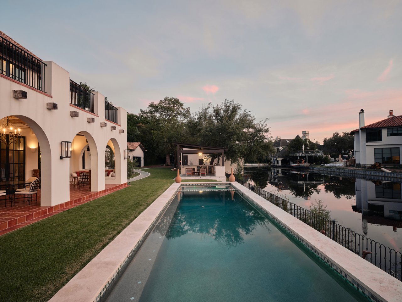 Villa Serena on Lake Austin | A Waterfront Sanctuary