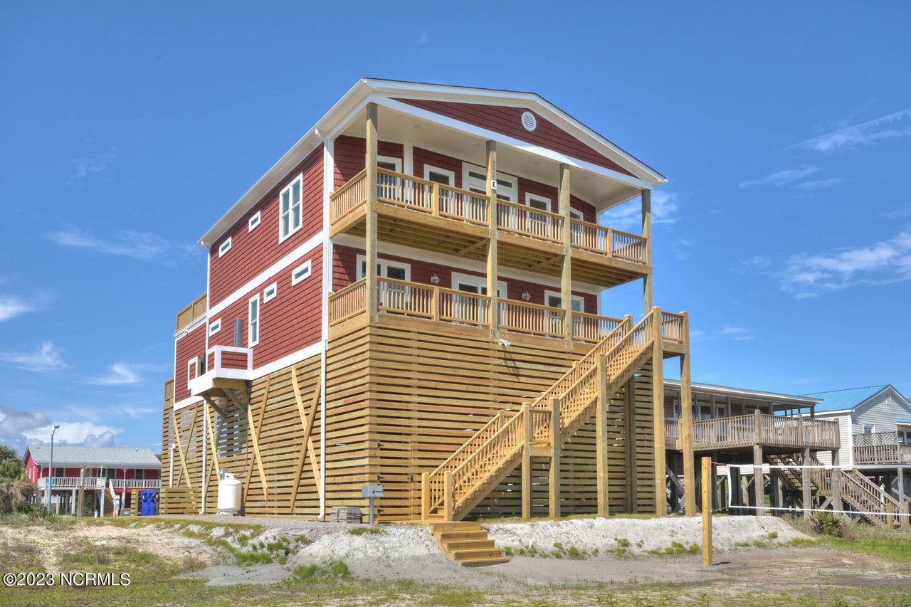 4019 E Beach Drive